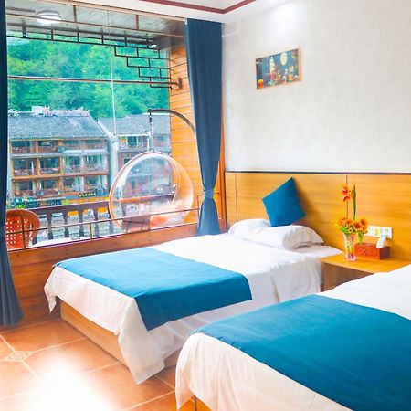 Fenghuang Memory Linjiang Inn ภายนอก รูปภาพ