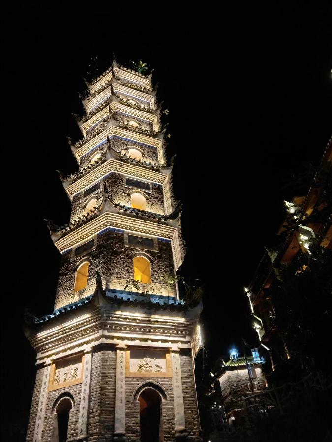 Fenghuang Memory Linjiang Inn ภายนอก รูปภาพ
